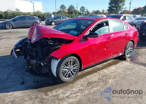 2024 Kia Forte Gt-Line z USA, uszkodzony, nr VIN 3KPF54AD8RE762260